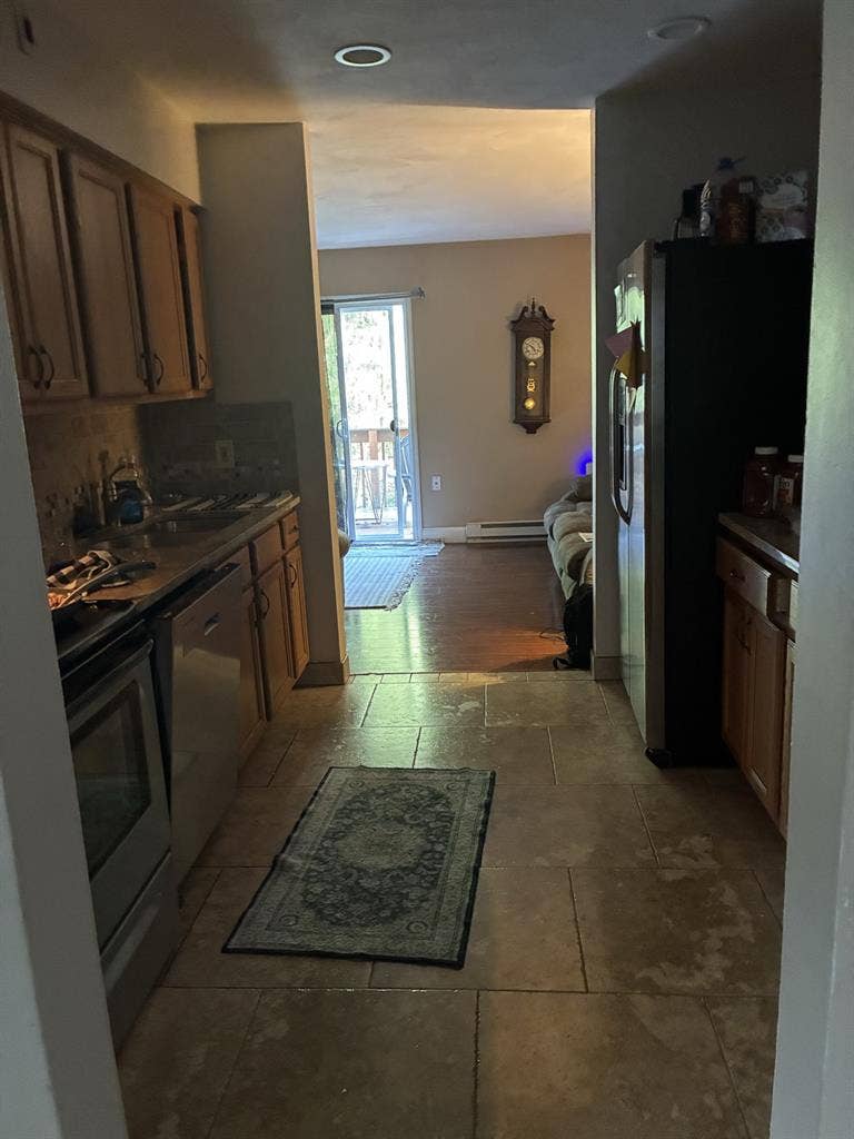 Room and 1/2 bath all utilities