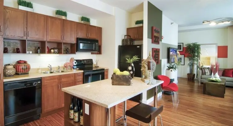 Take over lease- available now