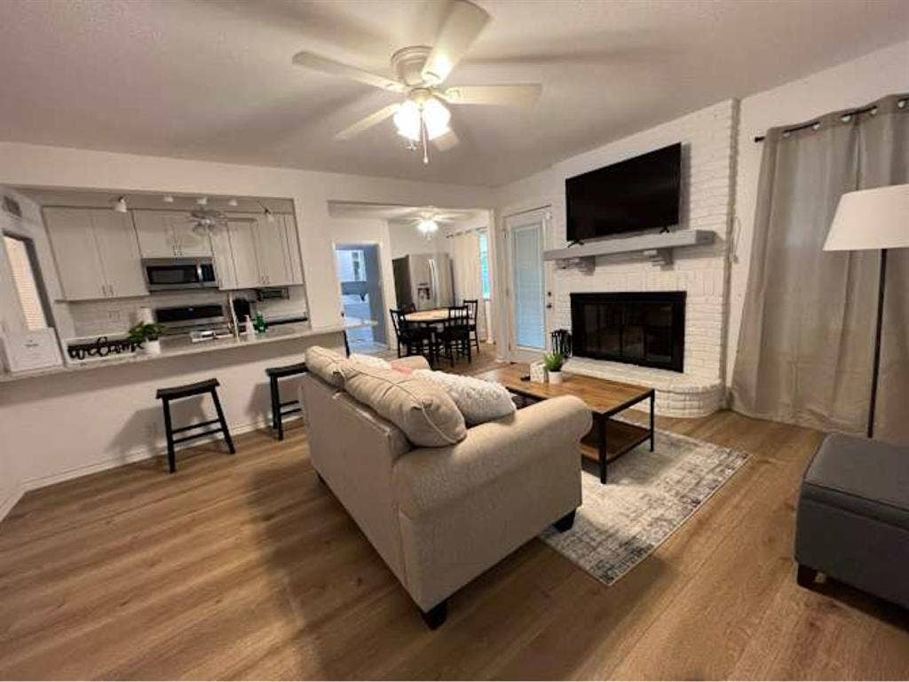 Bedroom in Updated Home in SA!