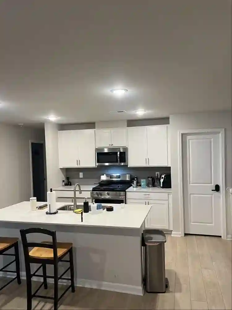 Room for rent in new house!