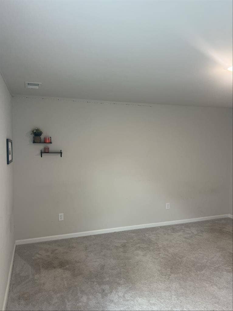 Room for rent in new house!