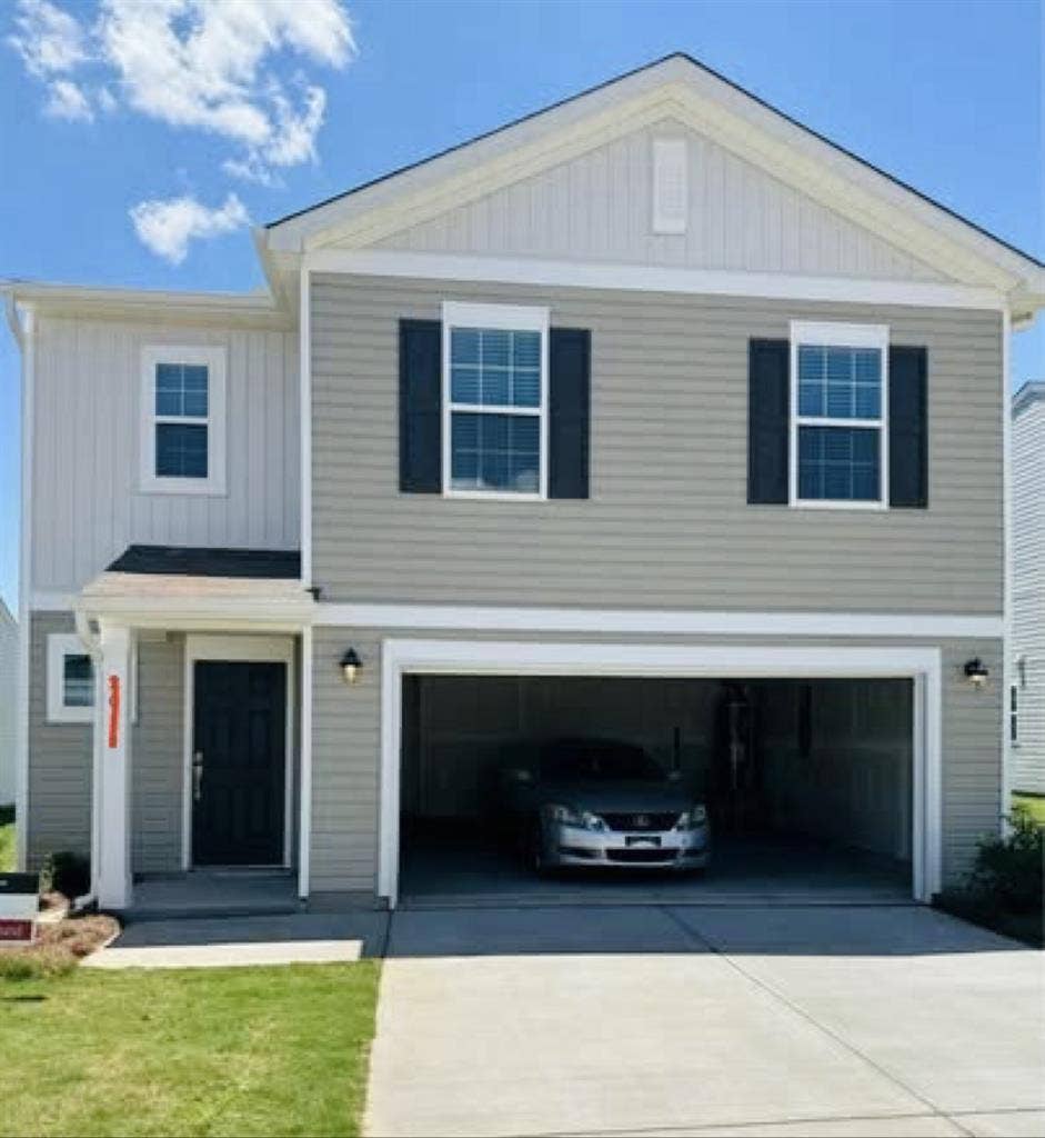 Room for rent in new house!