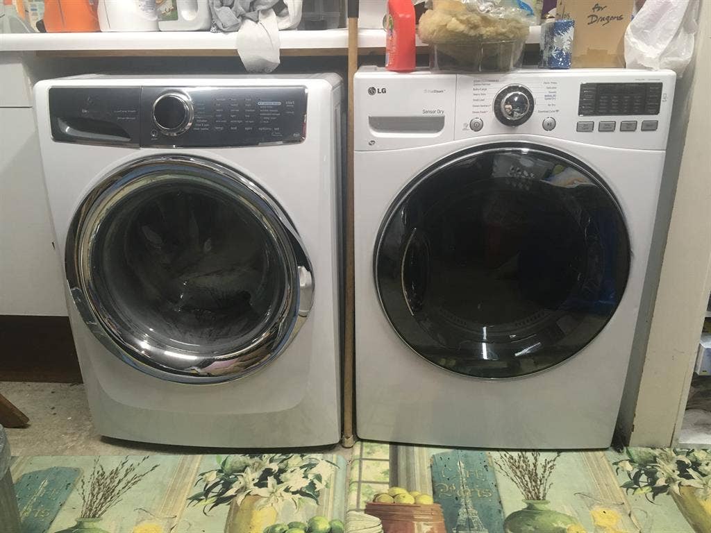 Furnished Room w/ utilities