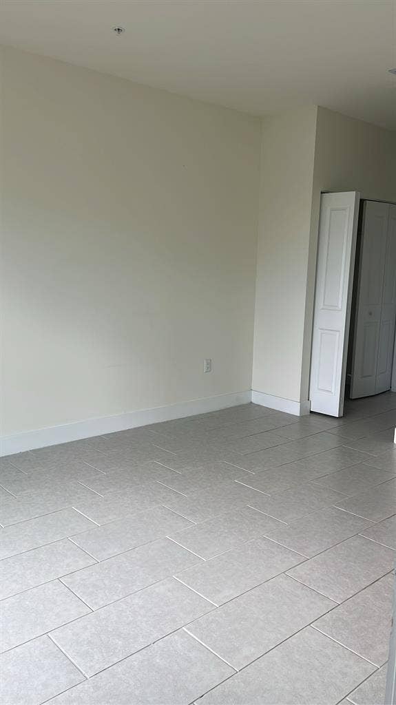 ✨ FEMALE ROOMMATE WANTED | DORAL ✨