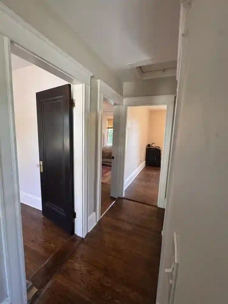 Bright 2 bedroom Nice Spot