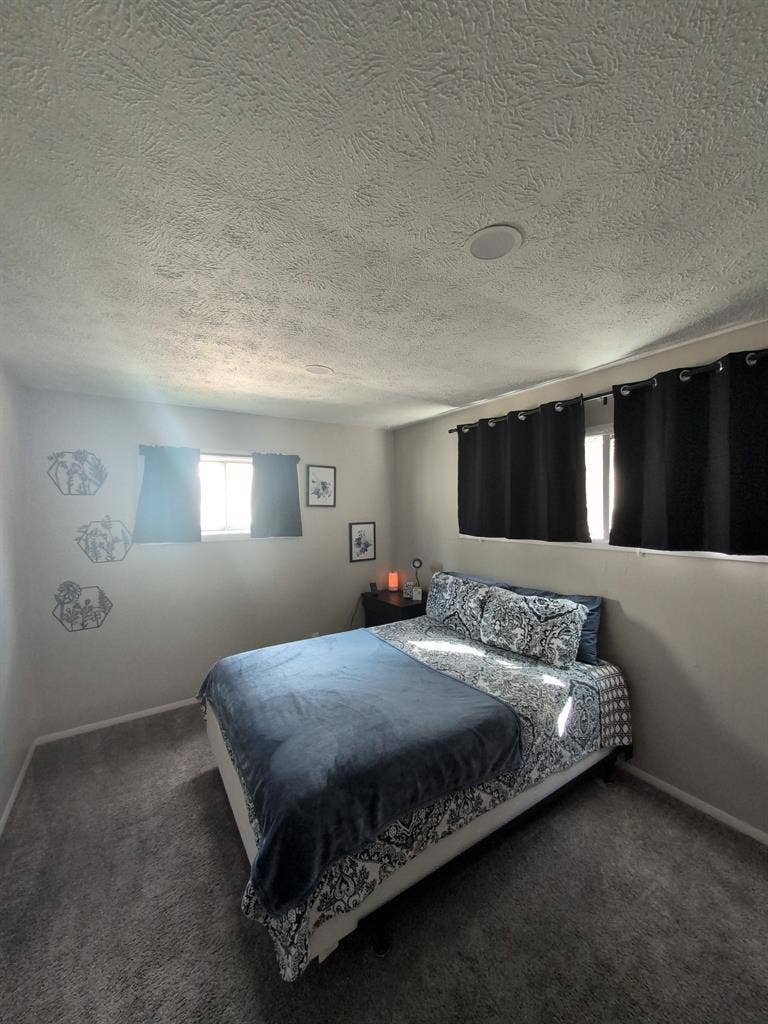 Clean Room for rent in Indy!