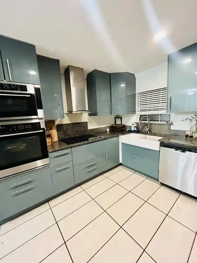 Private Room with Bathroom for Rent