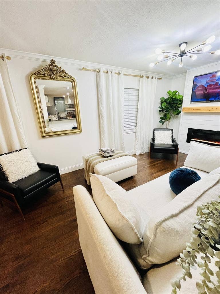 Private Room with Bathroom for Rent