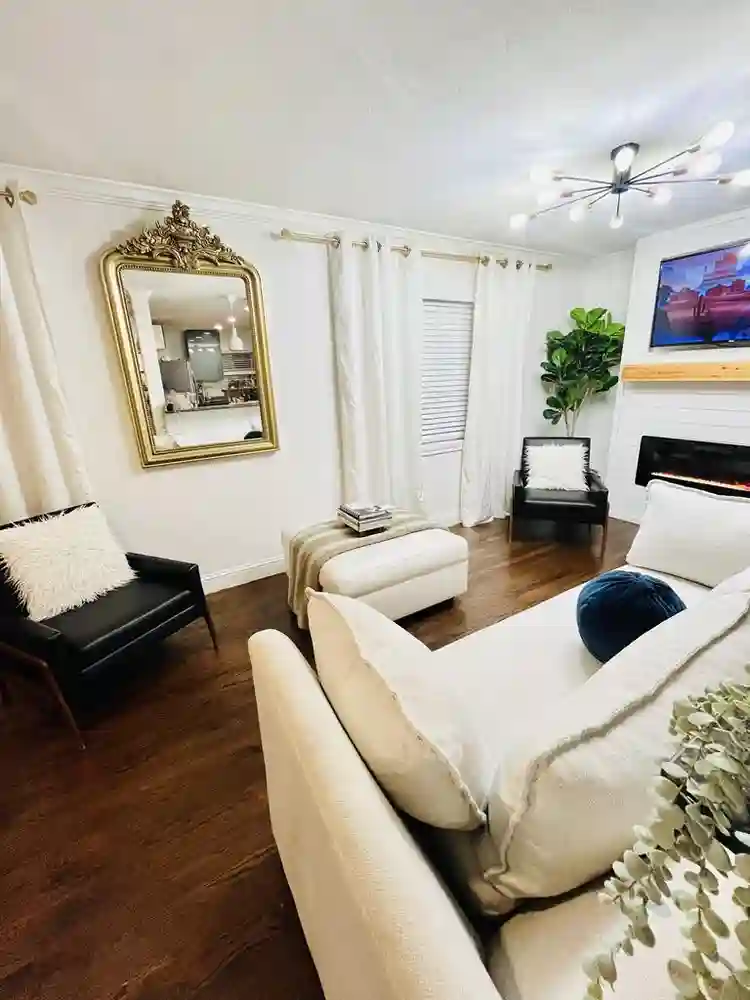 Private Room with Bathroom for Rent