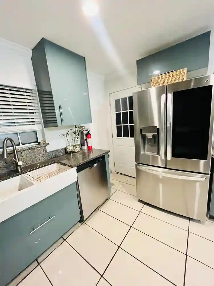 Private Room with Bathroom for Rent
