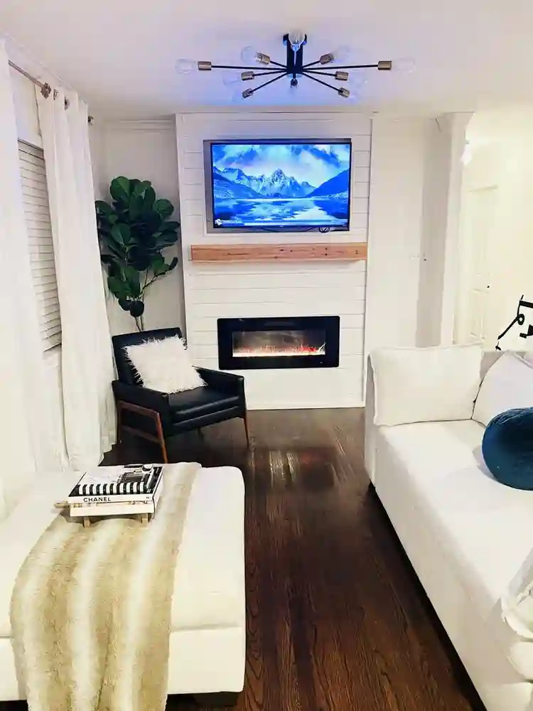 Private Room with Bathroom for Rent