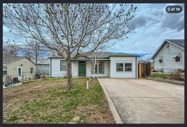 Cute home with yard and creatives
