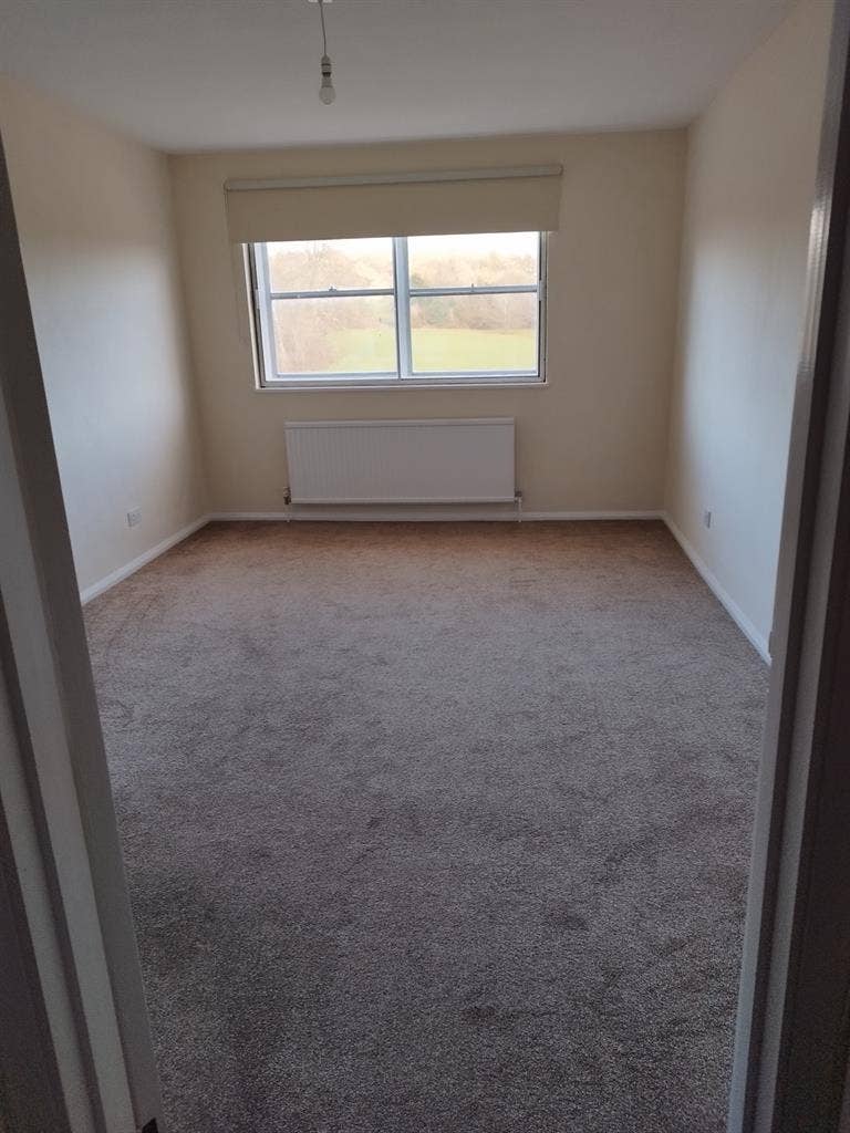 DOUBLE ROOM TO LET - BRIGHTON