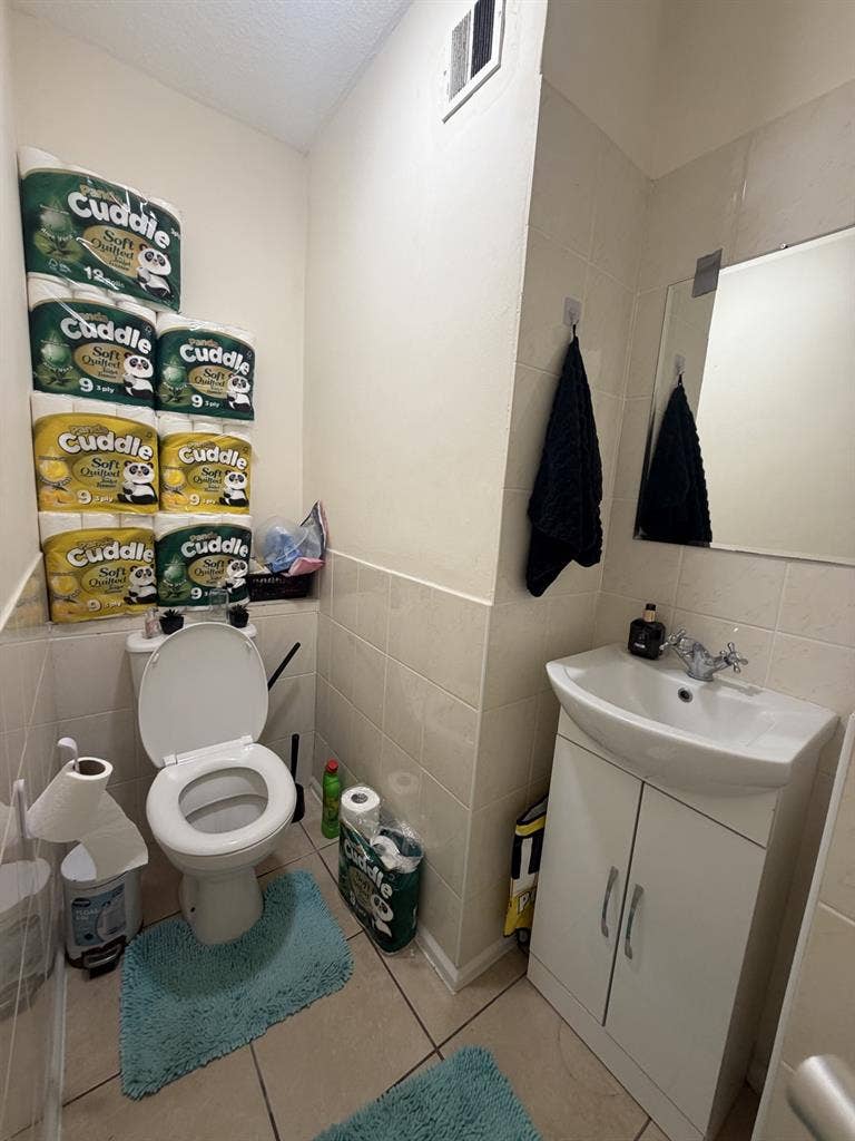 DOUBLE ROOM TO LET - BRIGHTON