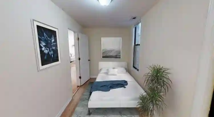 1 BR in Chicago