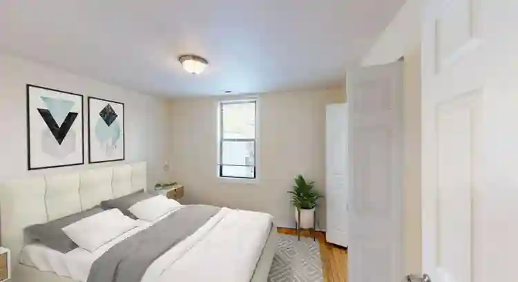 1 BR in Chicago