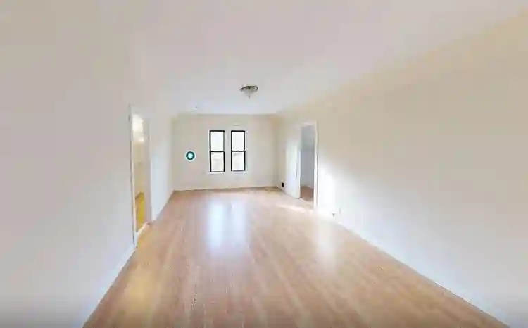 1 BR in Chicago