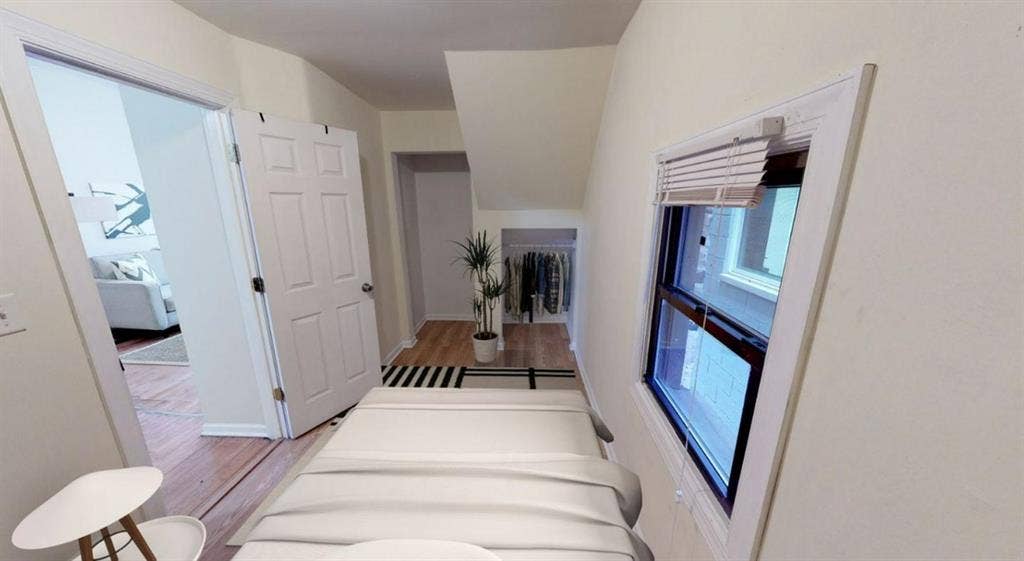 1 BR in Chicago