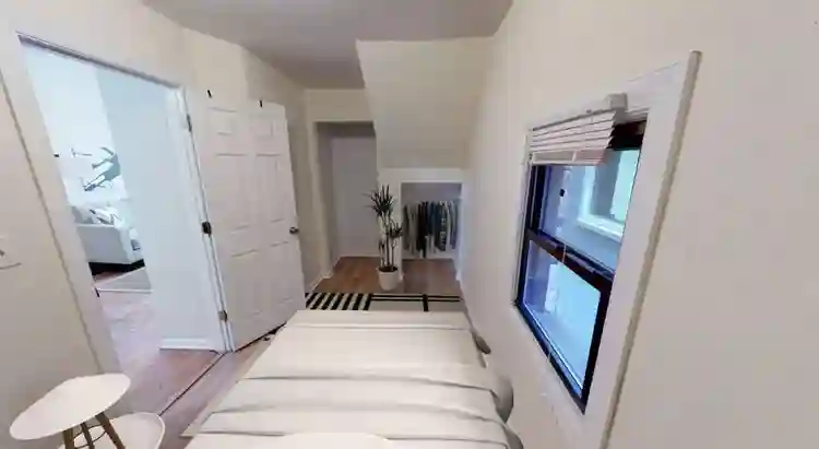 1 BR in Chicago