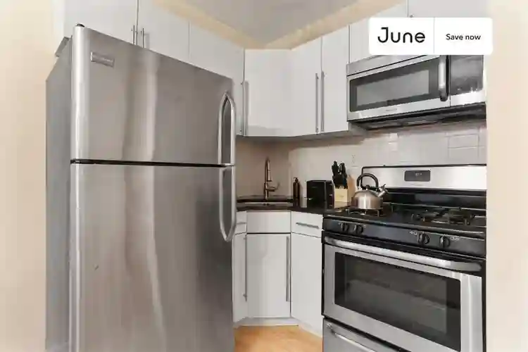 2 BR in New York City