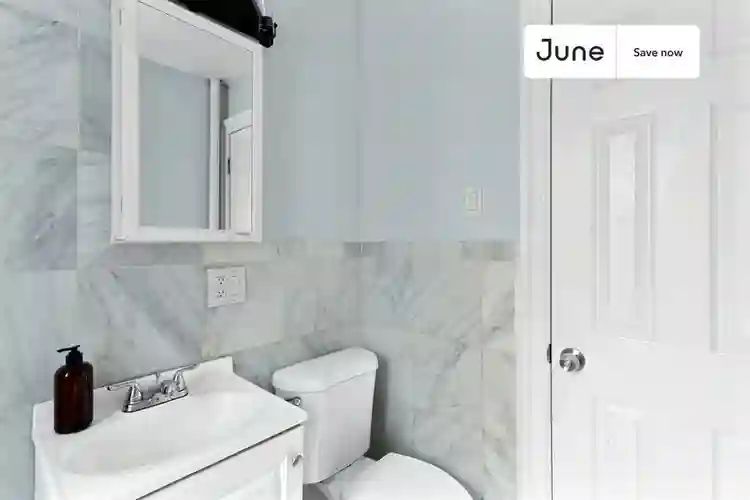 2 BR in New York City