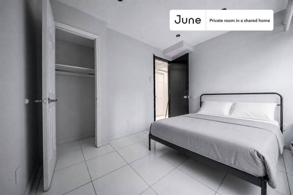 5 BR in New York City