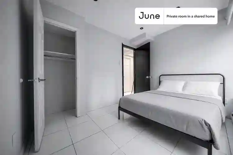 5 BR in New York City