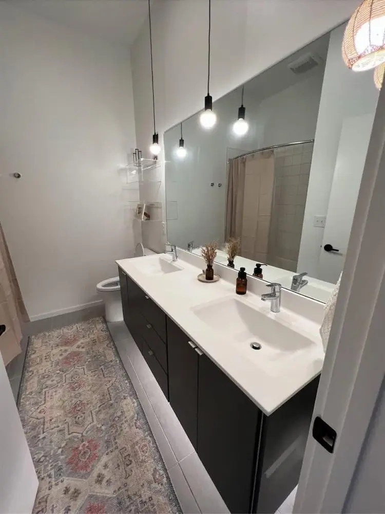 Room available in 3BR/2BA condo