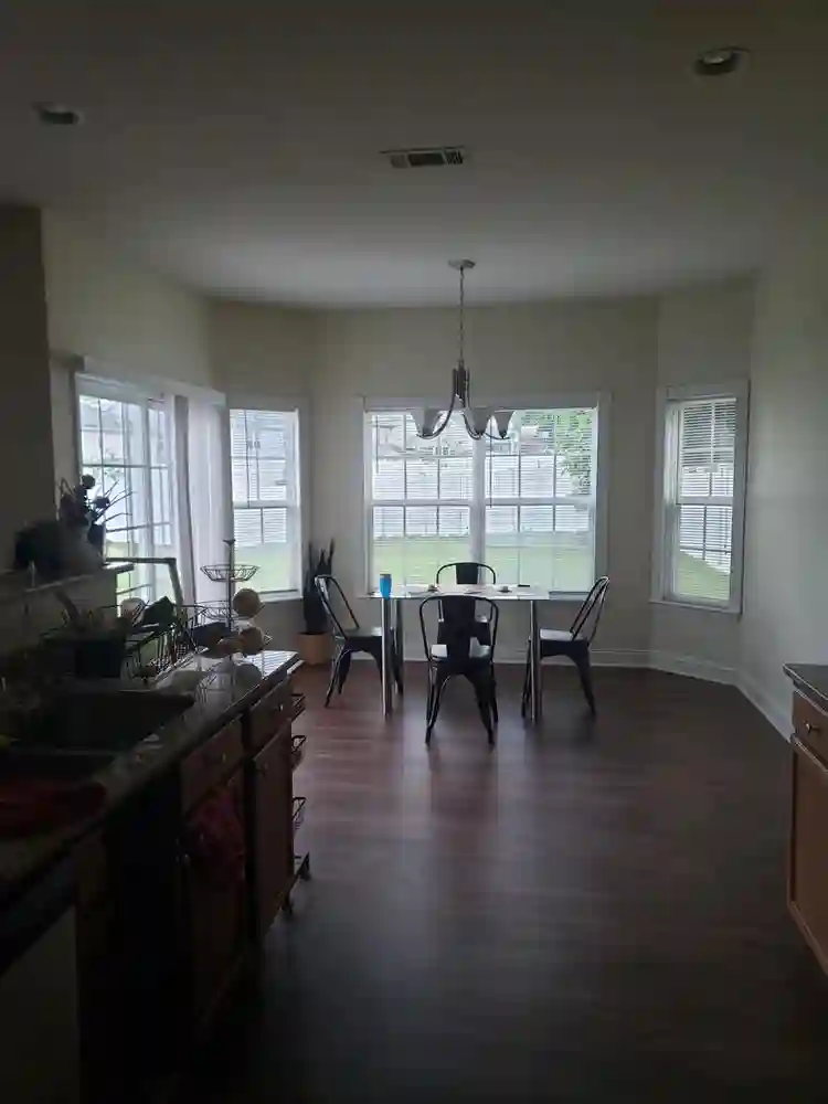 2-Br Suite in a 4-Br House w/Bathro