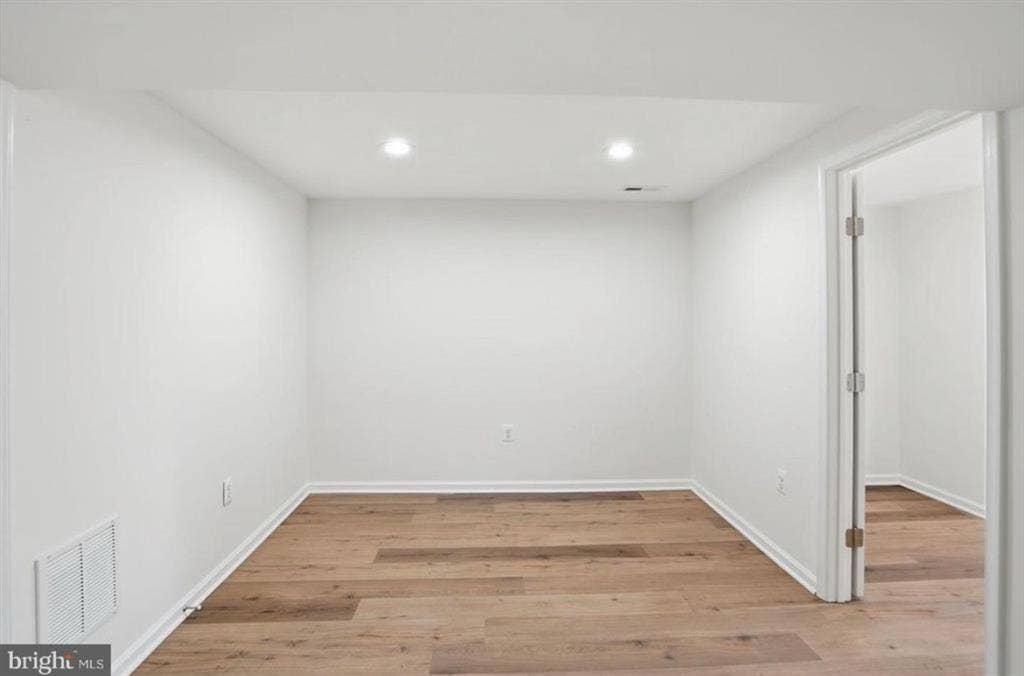 🏠2 Bed - 1 Bath Apartment