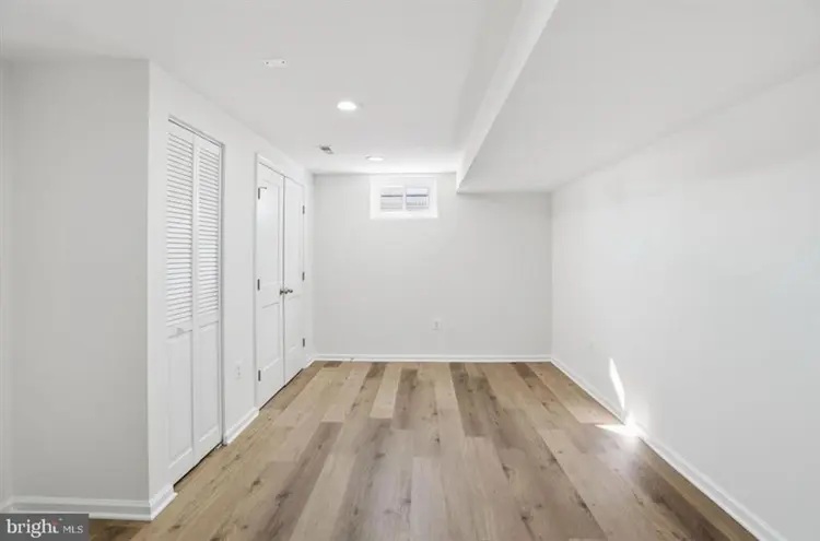 đ 2 Bed - 1 Bath Apartment