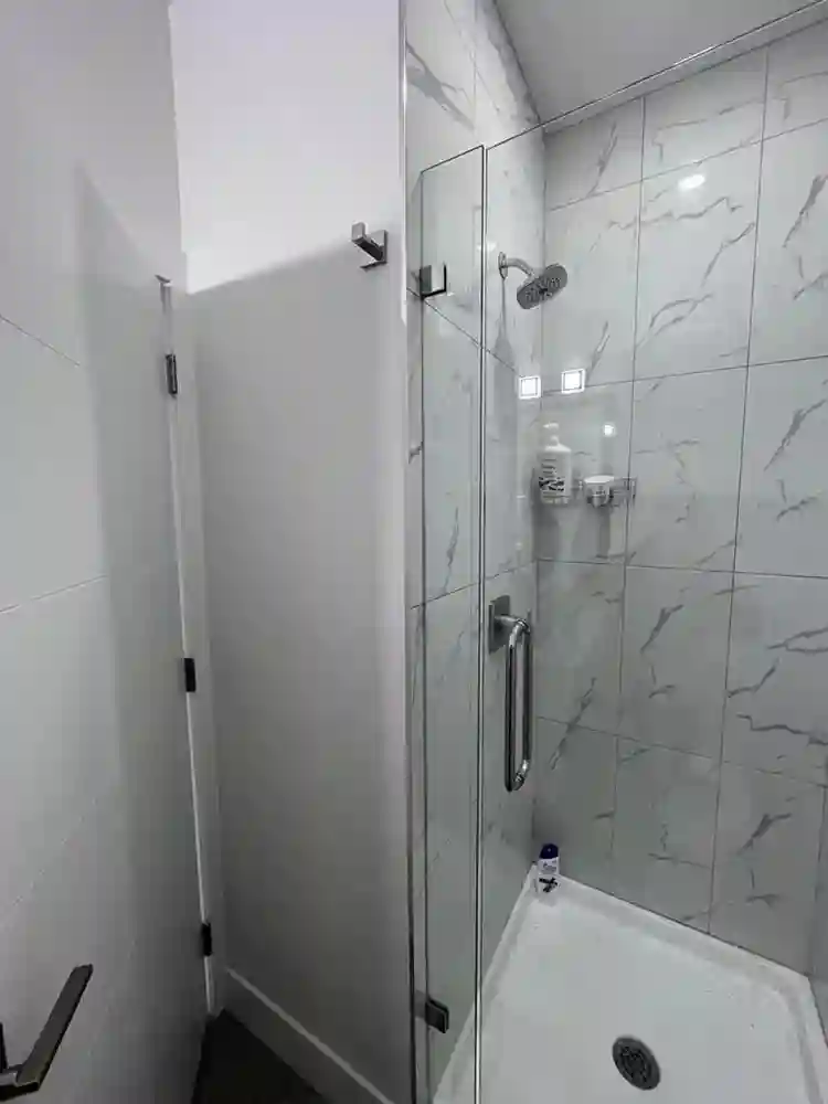 Private Room w a Full Private Bath