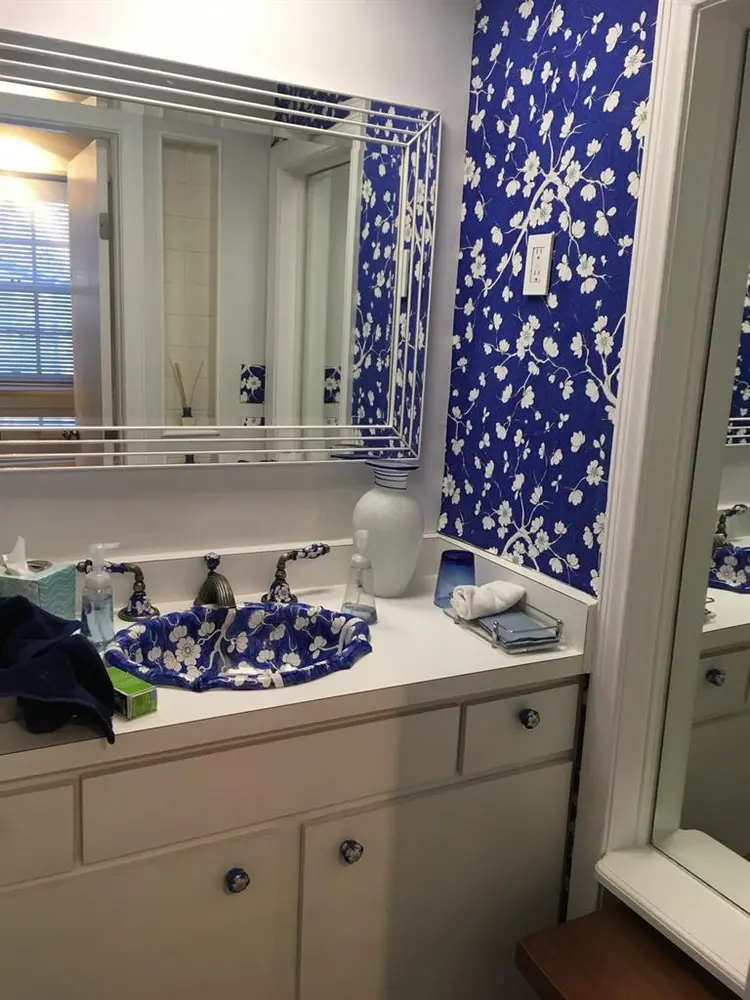 FurnishedBDRM PrivateBTHRM SharedHM
