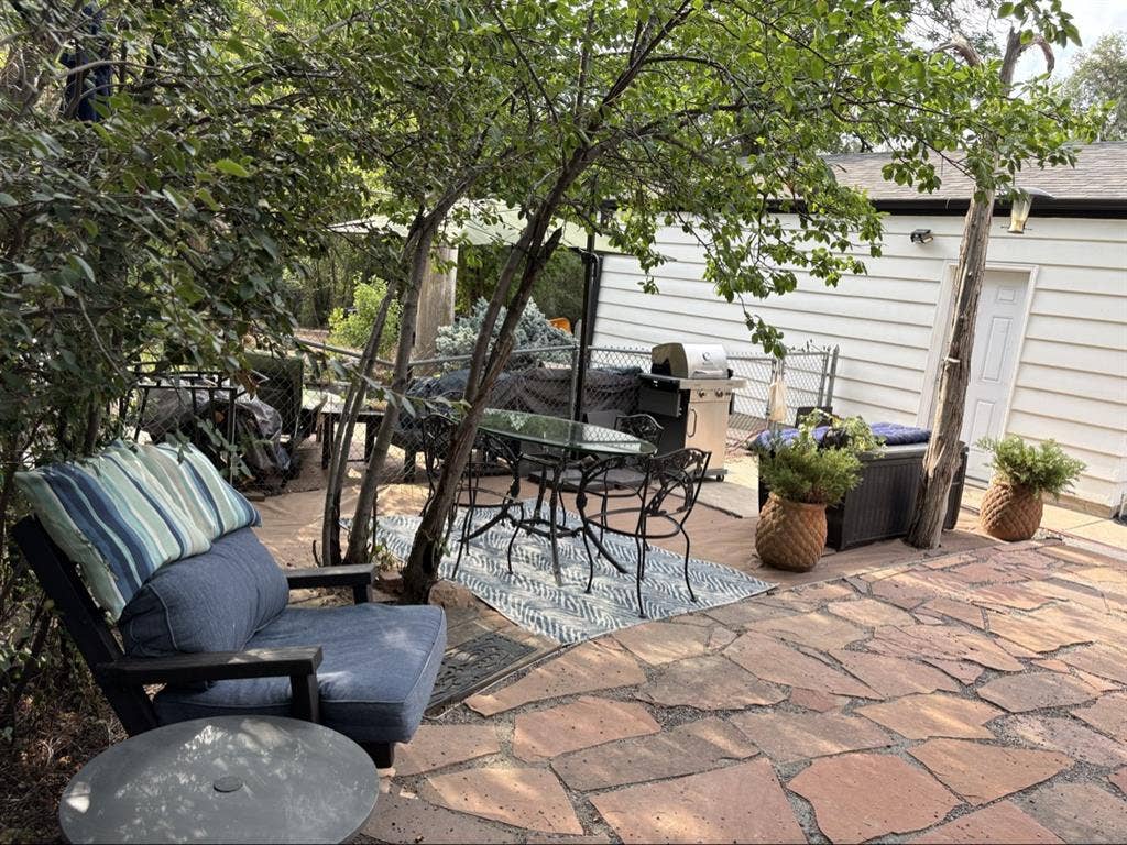 FurnishedBDRM PrivateBTHRM SharedHM