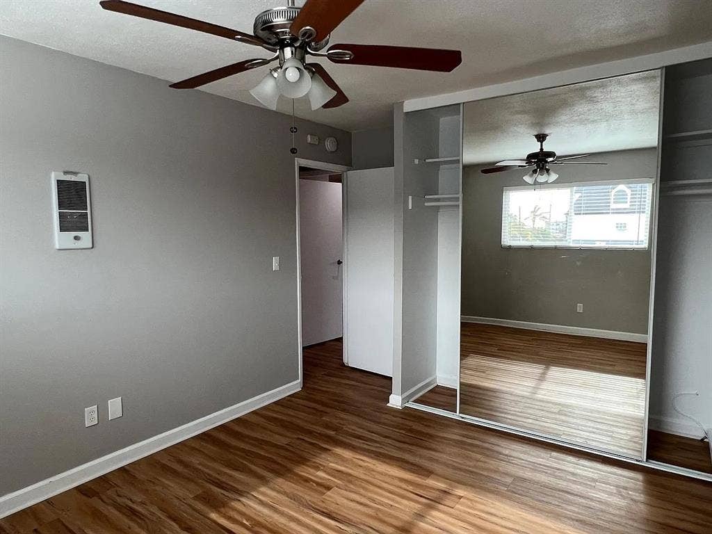 2br 2ba in North Park avail 10/1