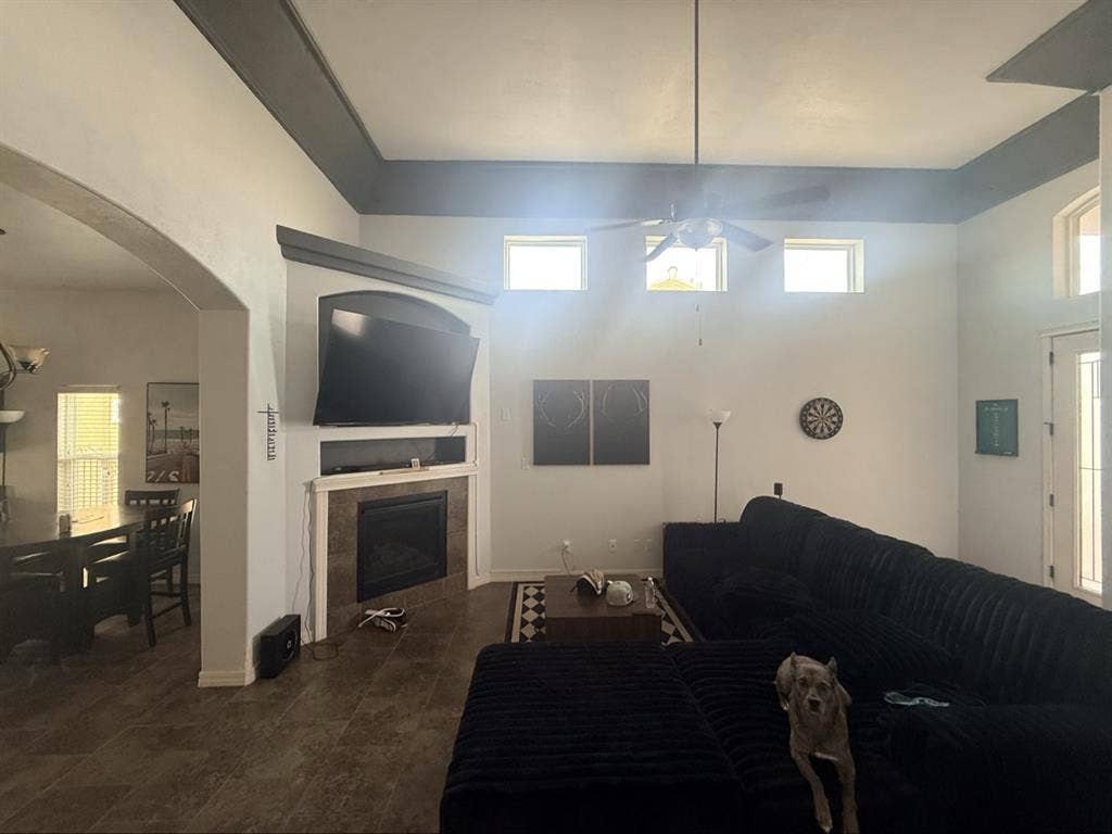 Looking for someone to move in asap
