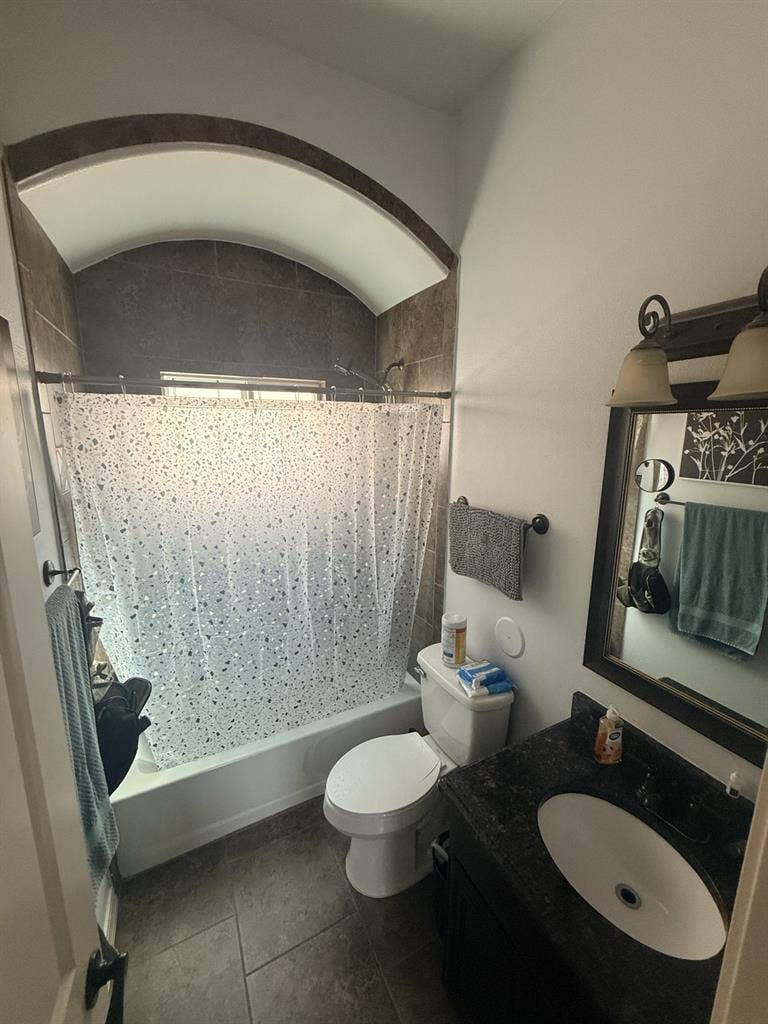Looking for someone to move in asap