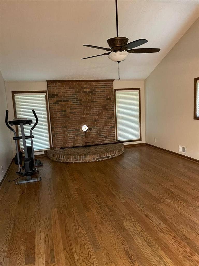 6 BR in Lawrenceville