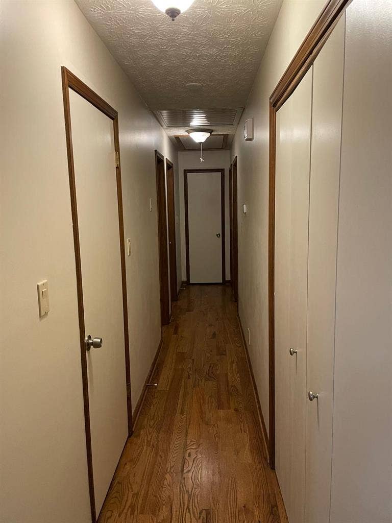 6 BR in Lawrenceville