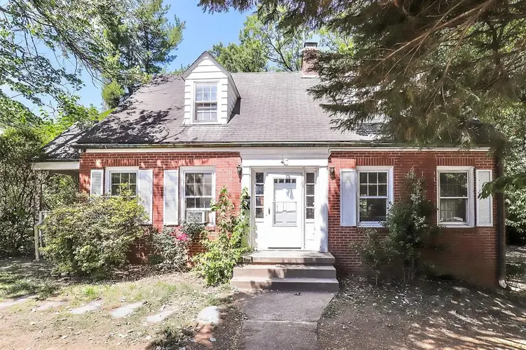 5 BR in Greensboro