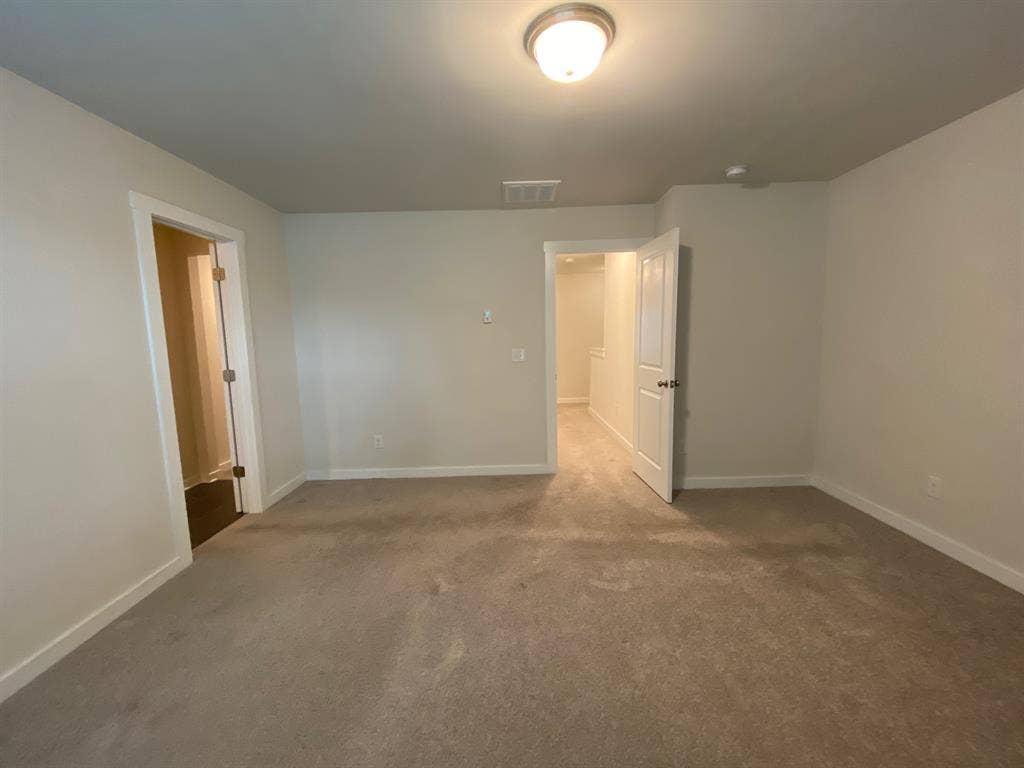 3 BR in Charlotte