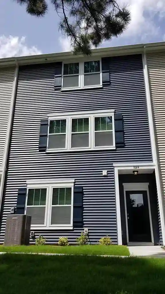3 BR in Charlotte