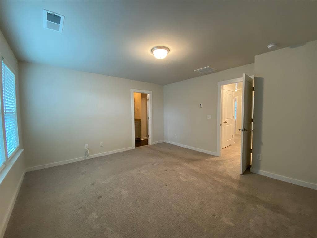 3 BR in Charlotte