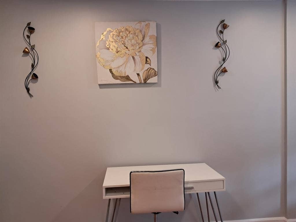 Newly Renovated Spacious Room