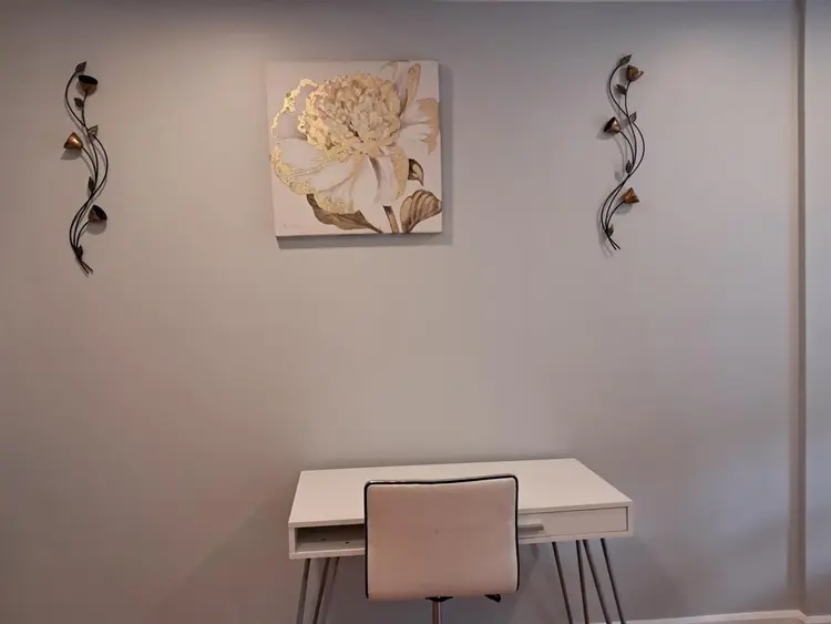 Newly Renovated Spacious Room