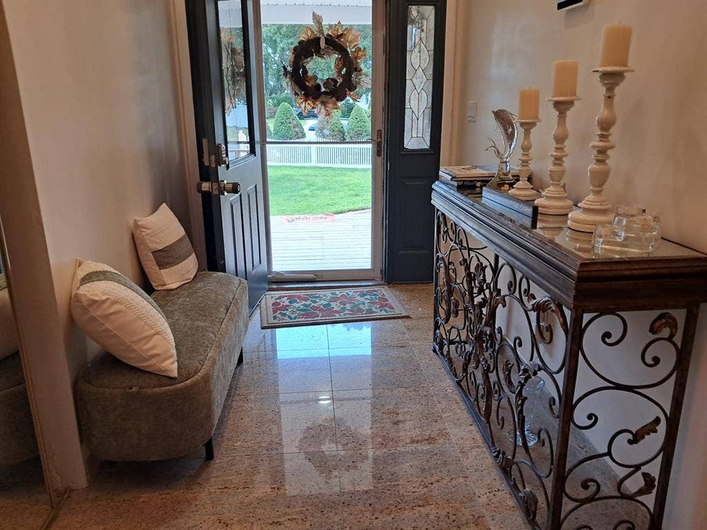 Newly Renovated Spacious Room