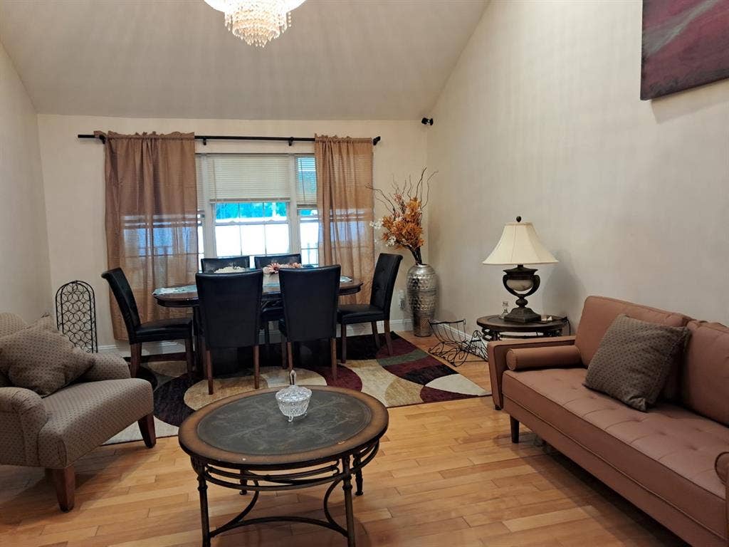Newly Renovated Spacious Room