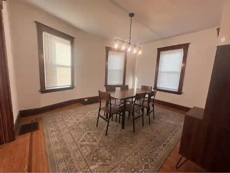 Private room near XU and UC