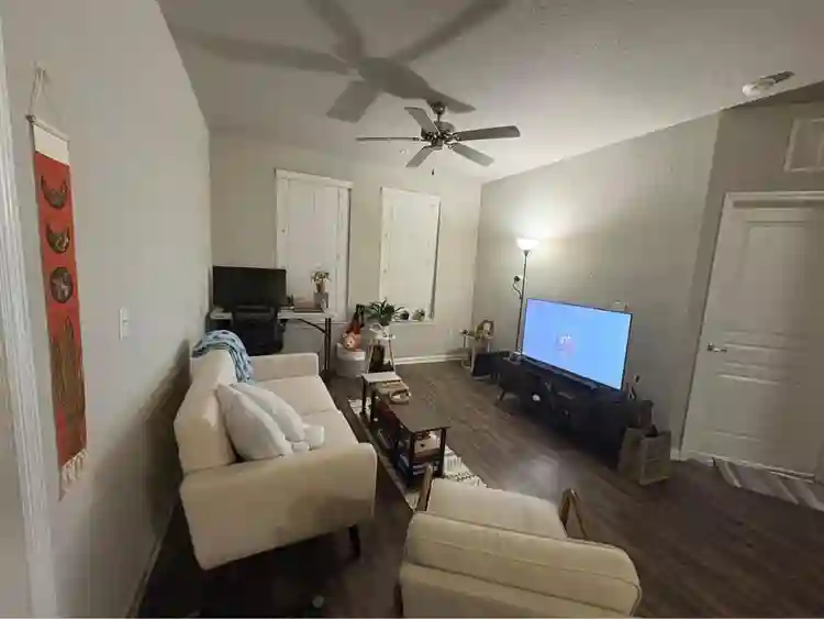 Private bedroom available