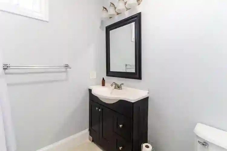 Full private bedroom for rent